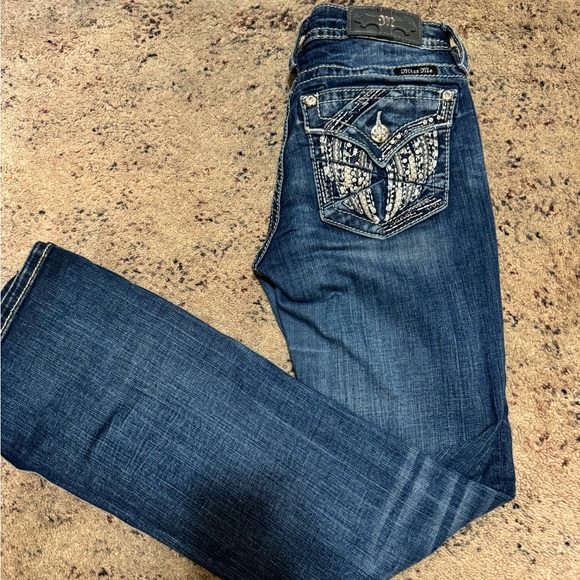 Boot cut Miss Me jeans - Picture 4 of 5